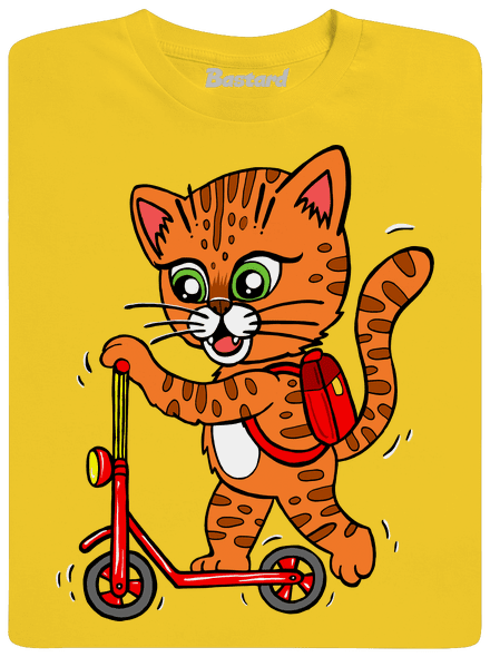Kočka na koloběžce
