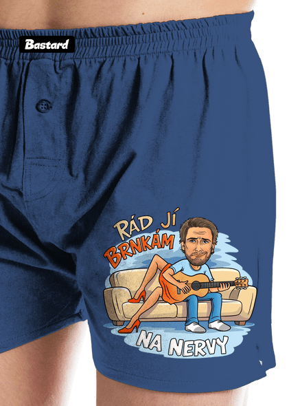 Brnkám jí na nervy